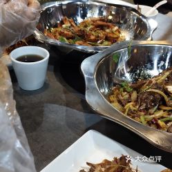 品味鲜香 火锅之约——新记干锅鸭头精品川湘菜顺白路店