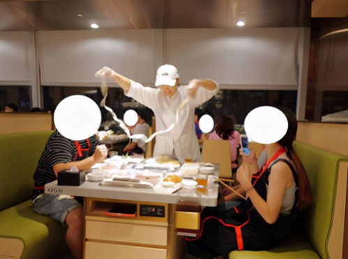 深圳这家火锅店 服务打造“人设”，比明星立得都稳